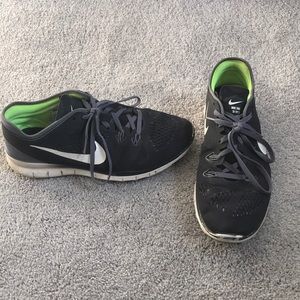 Nike black/grey sneakers size 9